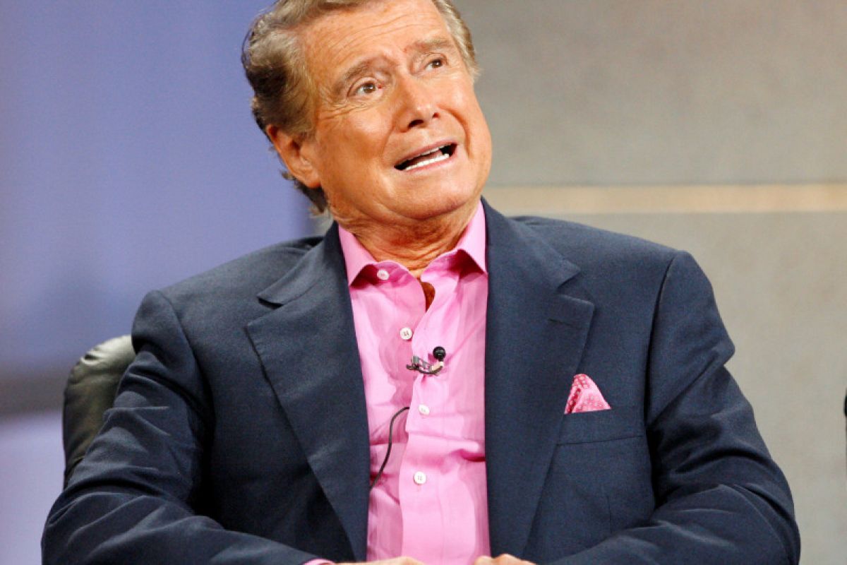 Regis Philbin pembawa acara kuis "Who Wants to be a Millionaire" AS meninggal dunia