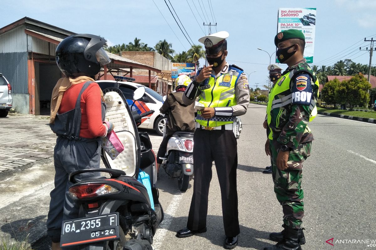 Polisi Pariaman keluarkan puluhan surat tilang selama Operasi Patuh Singgalang 2020