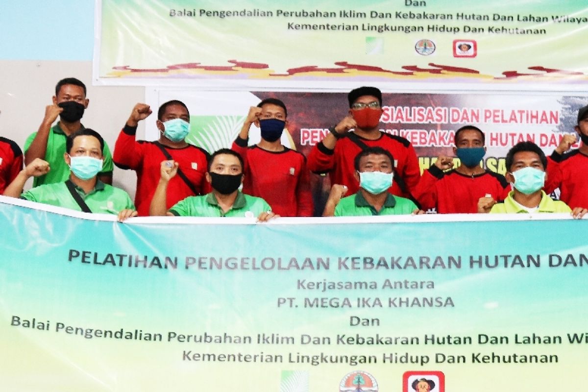 PT Mega Ika Khansa gandeng Manggala Agni gelar pelatihan pengendalian karhutla