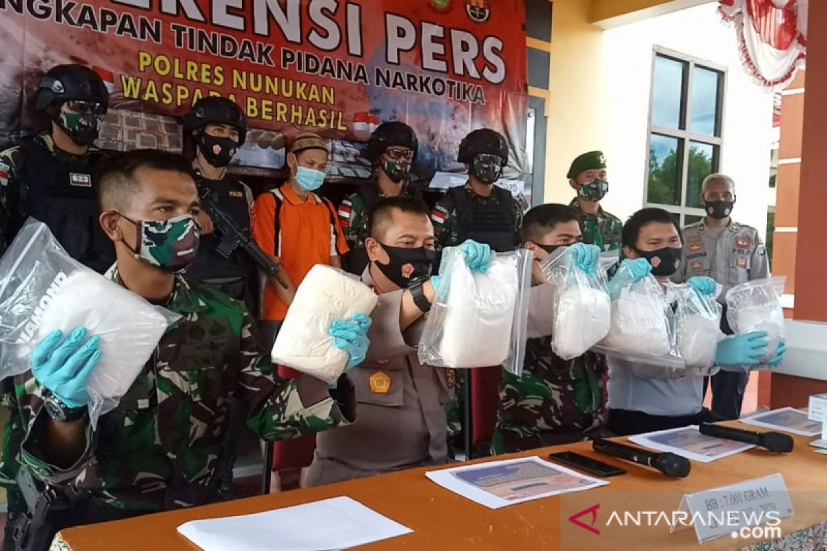 TNI tangkap oknum dosen selundupkan 7 kg sabu dari Malaysia