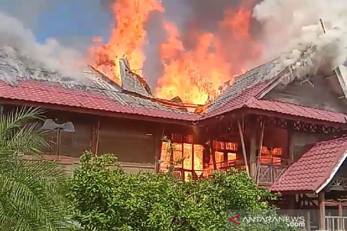 Pesantren Darul Arafah Deli Serdang terbakar