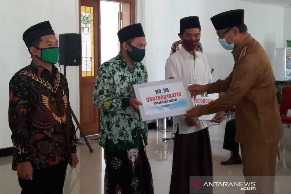 4.599 guru pembimbing keagamaan di Temanggung dapat insentif