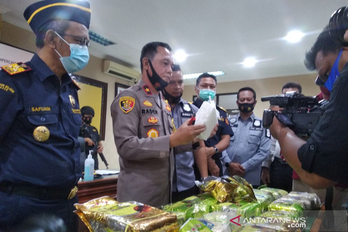 Polda dan Bea Cukai Aceh gagalkan penyeludupan 33 kilogram sabu