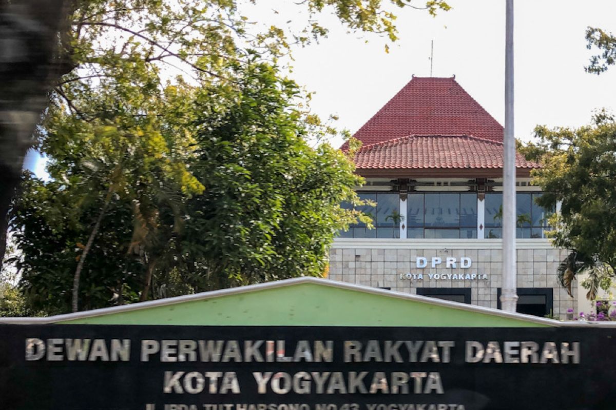 DPRD Yogyakarta mewajibkan tamu kunjungan kerja bawa hasil "rapid test"
