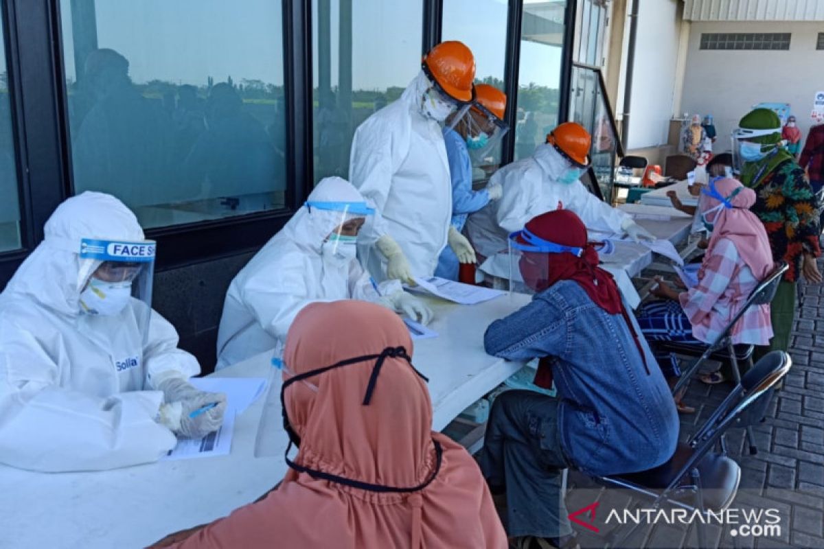 Pabrik udang tetap operasi meski 15 karyawannya positif COVID-19