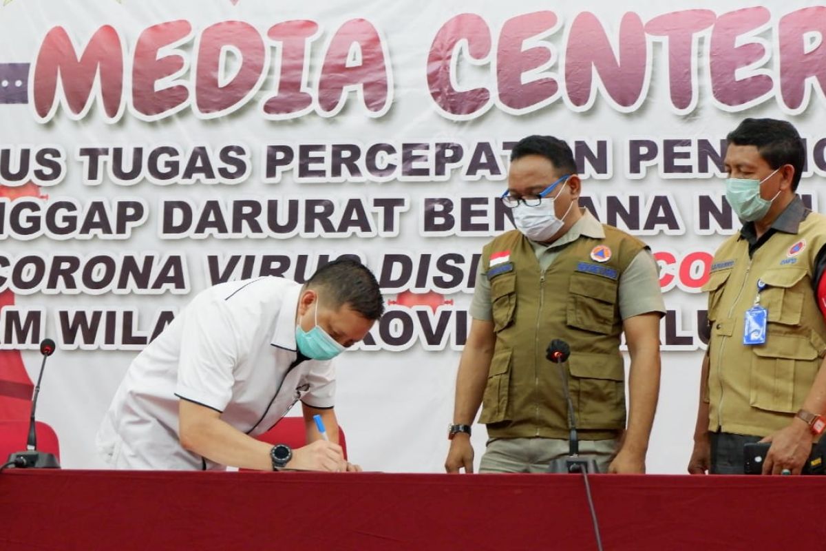 Harita Nickel salurkan enam unit ventilator bantu tanggulangi COVID-19 di Malut