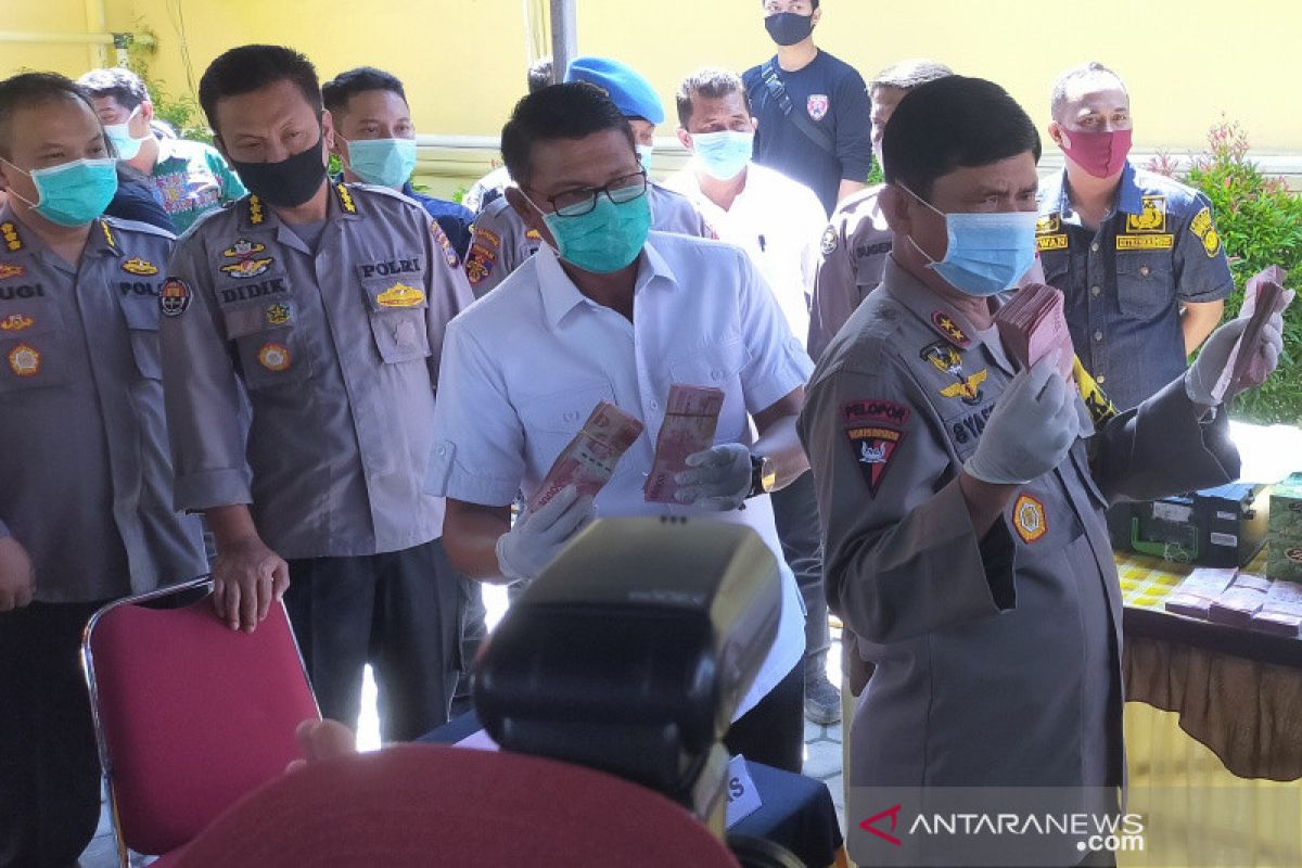 Polda Sulteng ringkus dua pelaku pembobol ATM di Palu