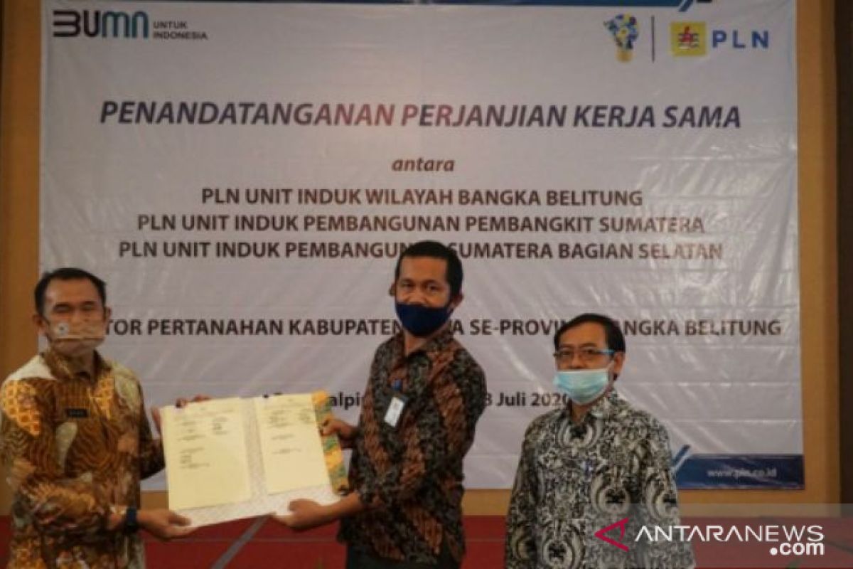 Tingkatkan sinergitas, PLN Babel dan BPN tandatangani kerja sama (Video)