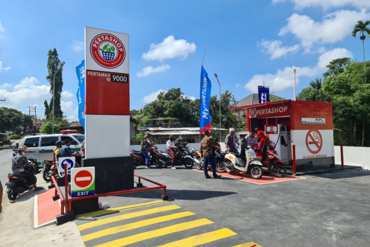 Pertamina bentuk 10 "Pertashop" bahan bakar di Lombok