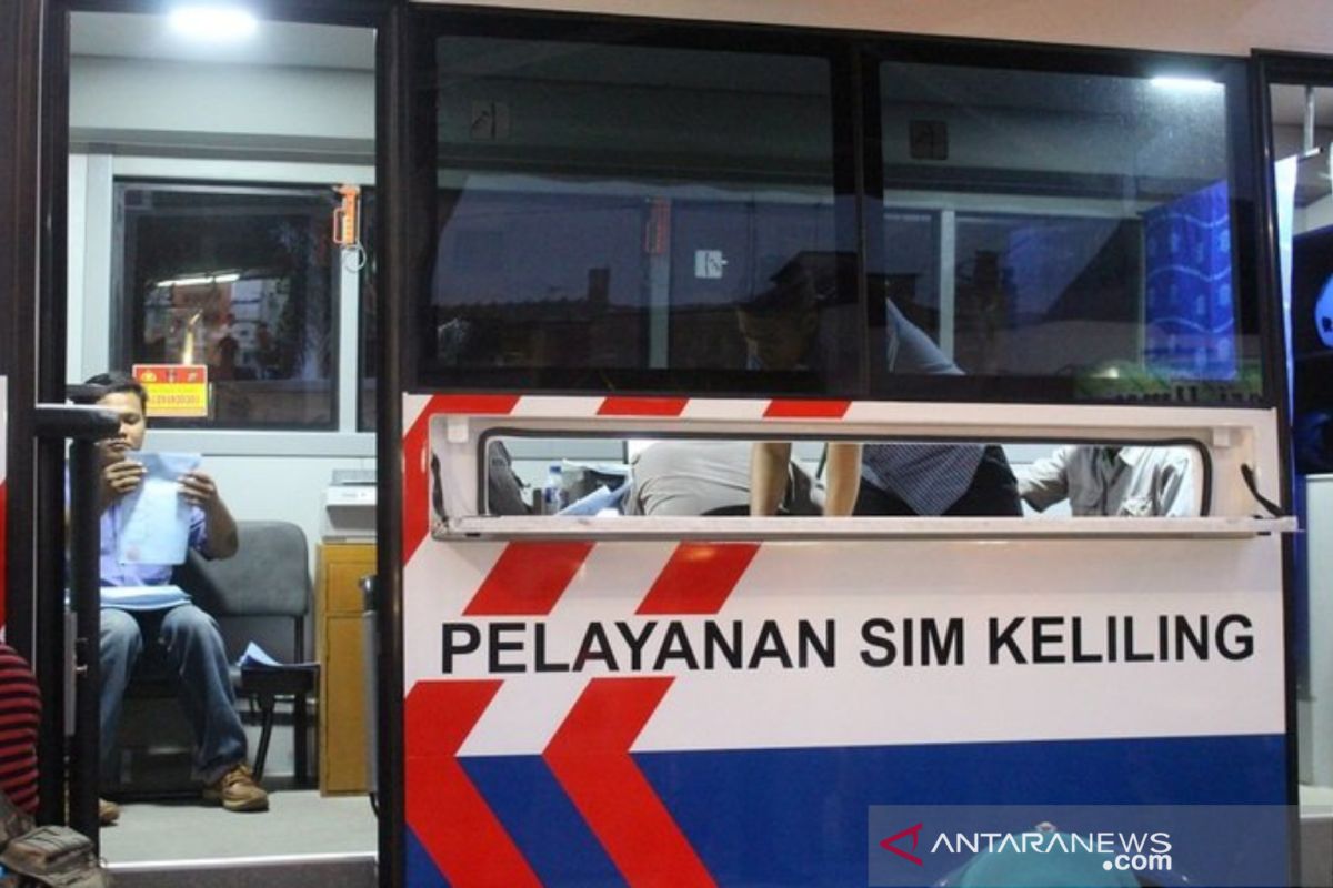 Yuk perpanjang SIM lewat empat lokasi SIM Keliling Kamis ini