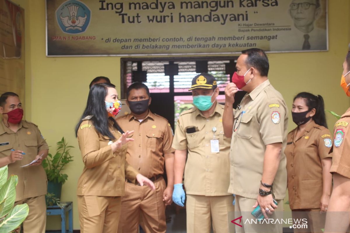 Landak bersiap belajar di sekolah dalam masa pandemi