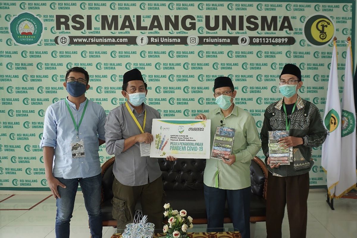 Satgas COVID-19 PWNU Jatim salurkan bantuan ke RSI Unisma