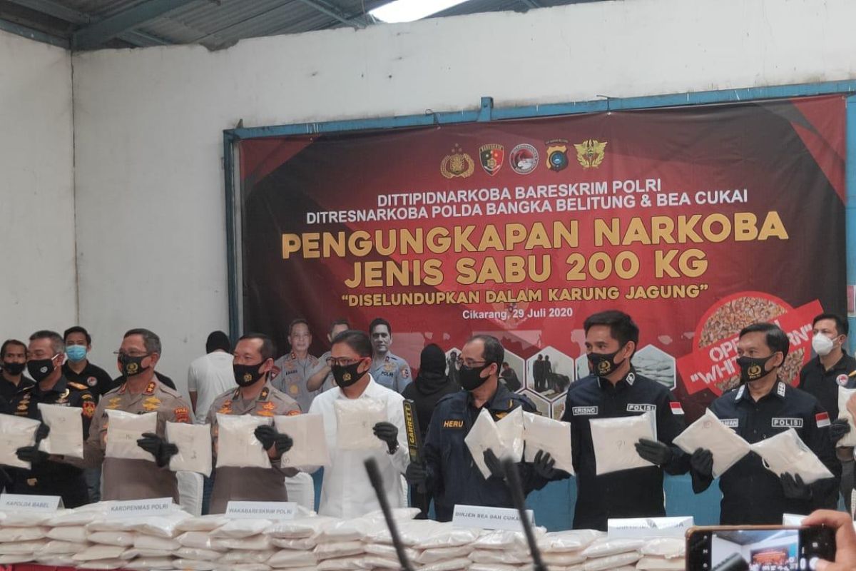 Polisi amankan 200 kg sabu-sabu dari tertangkapnya jaringan mafia narkoba internasional