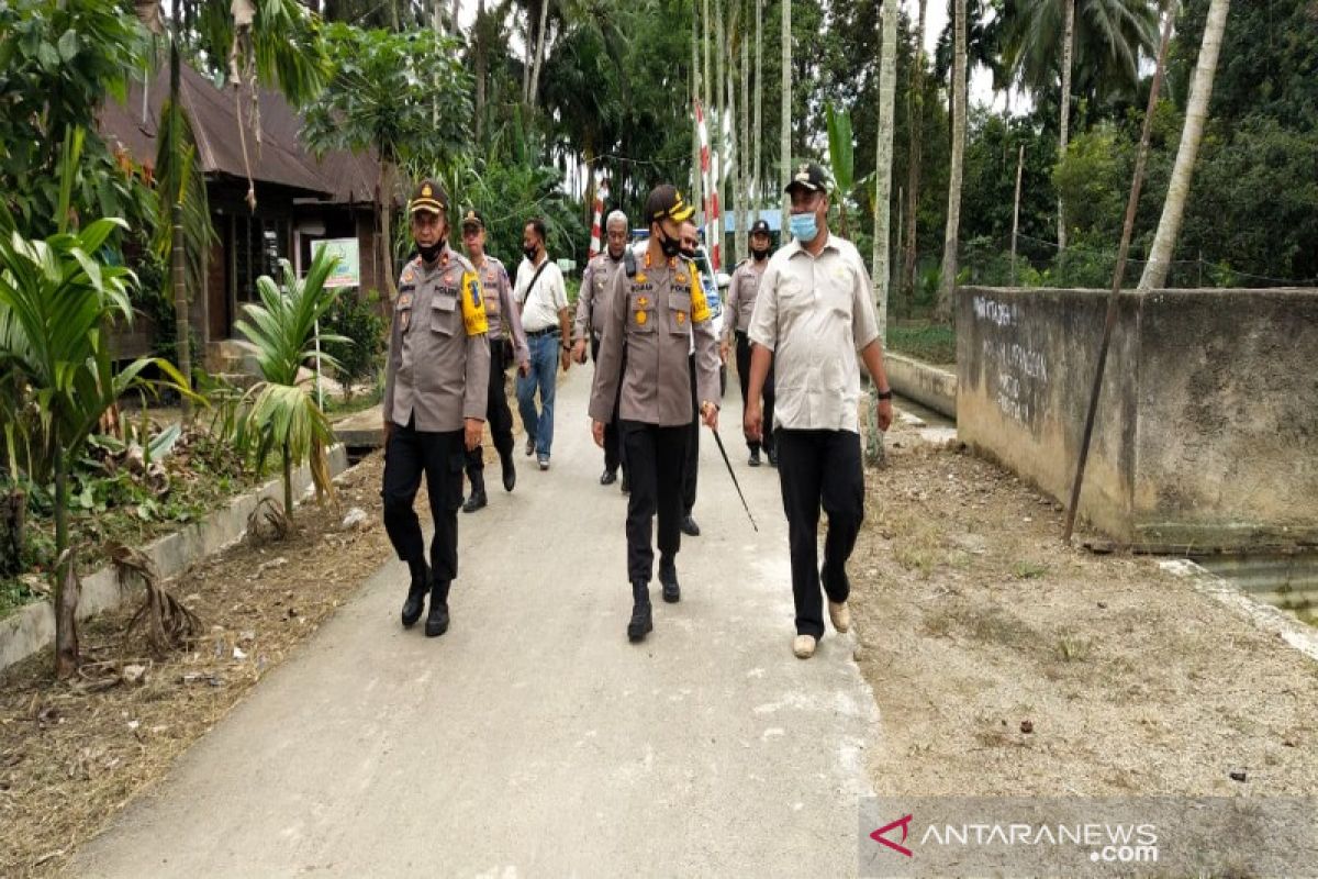 Kapolres Tapanuli Selatan berharap Muara Purba Nauli dapat dicontoh desa lain