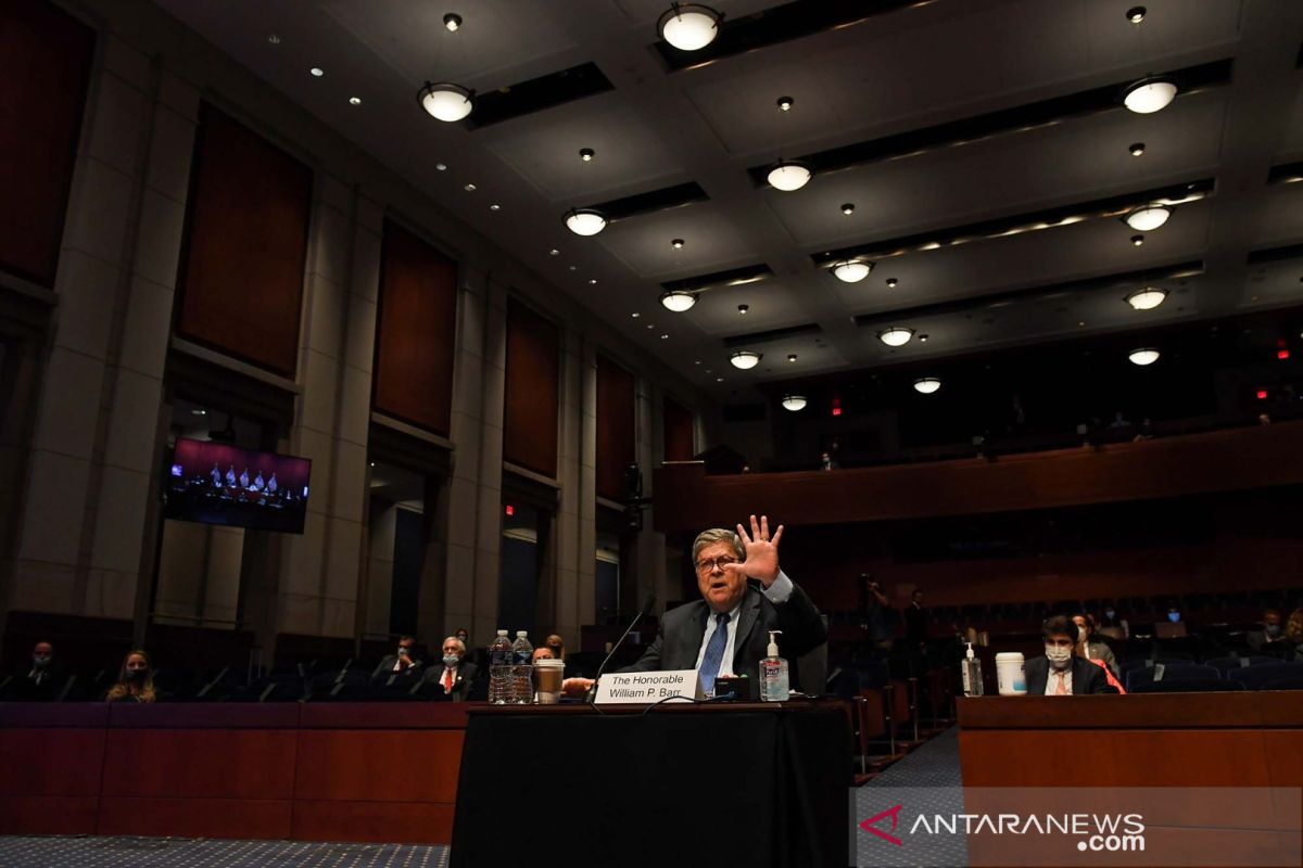 Jaksa Agung AS William Barr mundur saat kekalahan Trump dikukuhkan