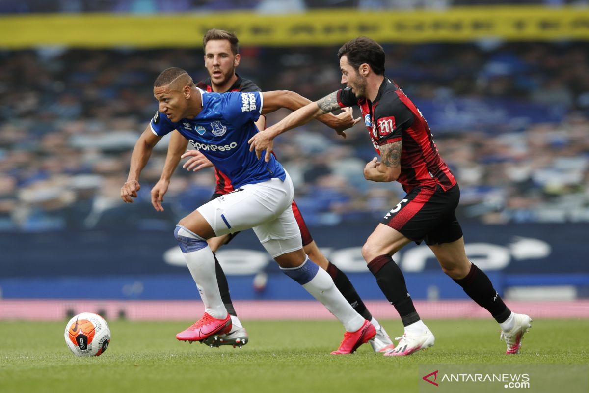 Richarlison ingin bertahan satu musim di Everton