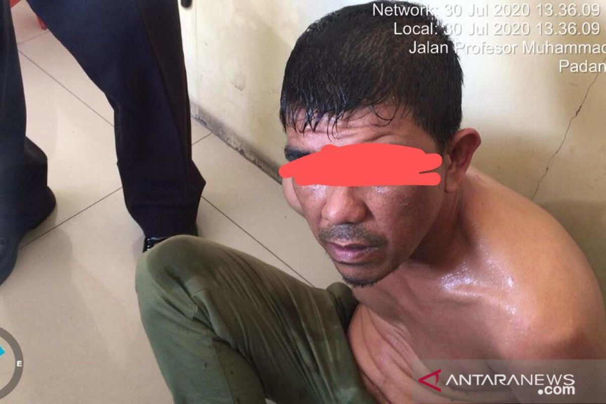 Usai menjambret, Maheru coba melarikan diri tapi justru tabrakan hingga patah kaki dan diringkus polisi