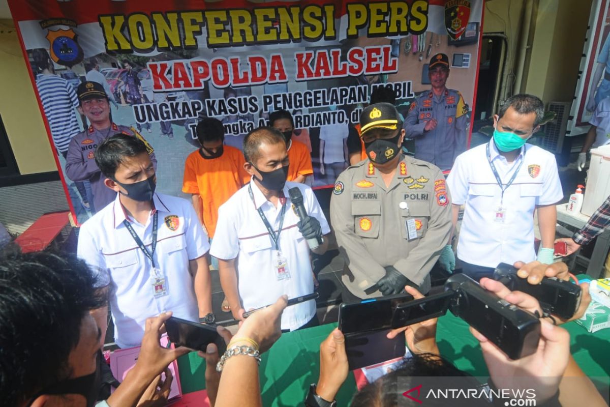 Polda Kalsel ungkap sindikat penggelapan mobil dimotori suami istri