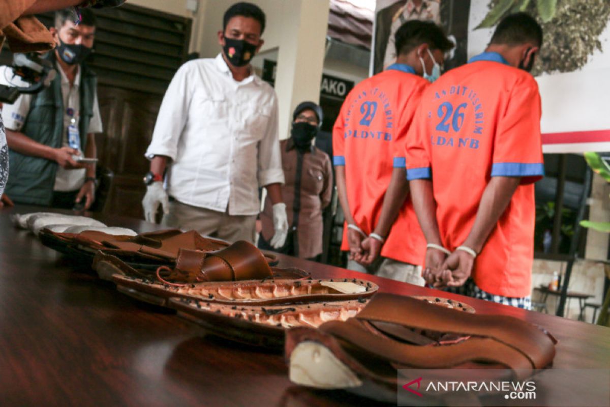 Penyelundupan satu kilogram sabu dalam sandal diungkap polisi