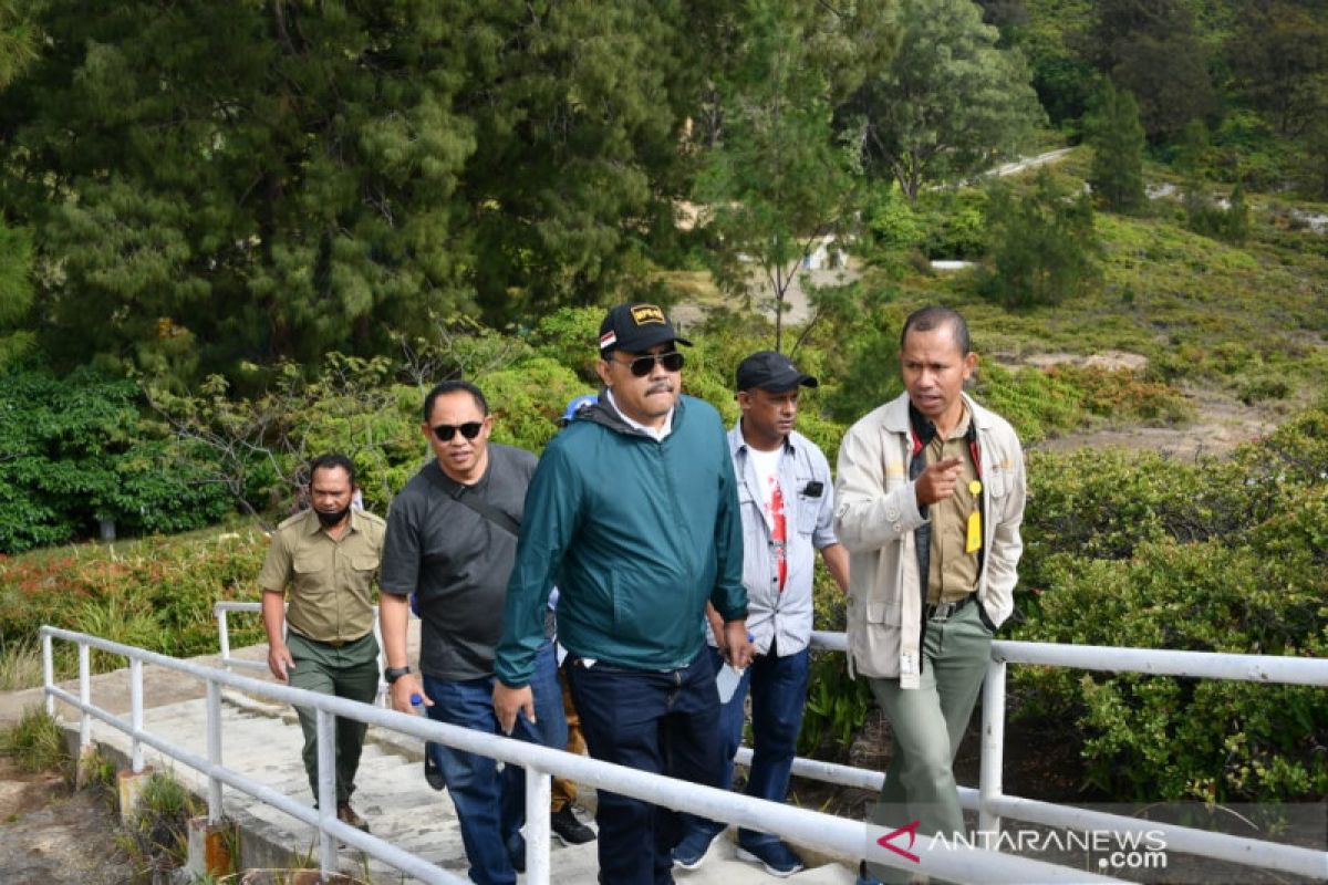 Wakil Ketua MPR dorong pemerintah kembangkan wisata di Pulau Flores