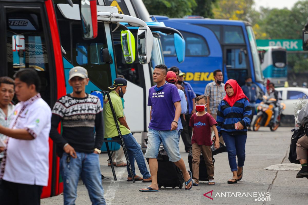 Kemarin, penumpang transportasi umum meningkat hingga perpres EBT