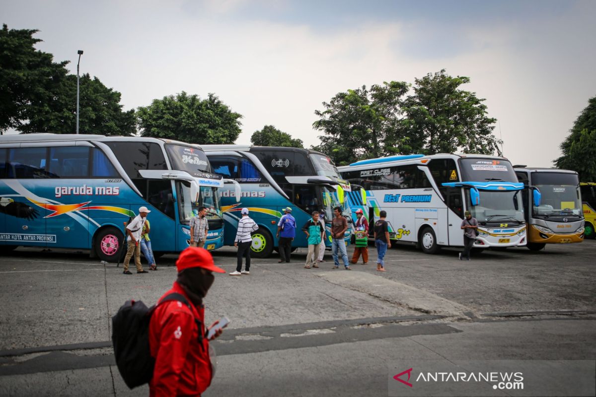 Jelang Natal, tak ada peningkatan penumpang di Terminal Kalideres