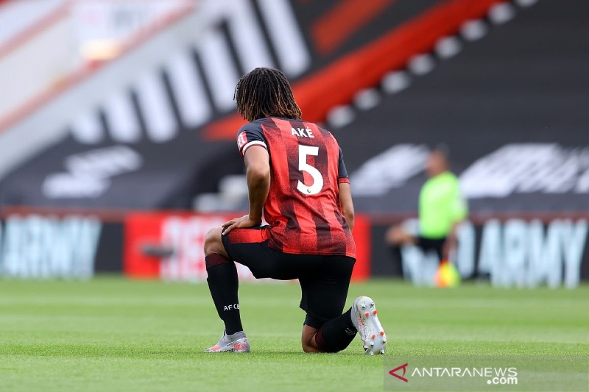 Manchester City resmi gaet Nathan Ake dari Bournemouth