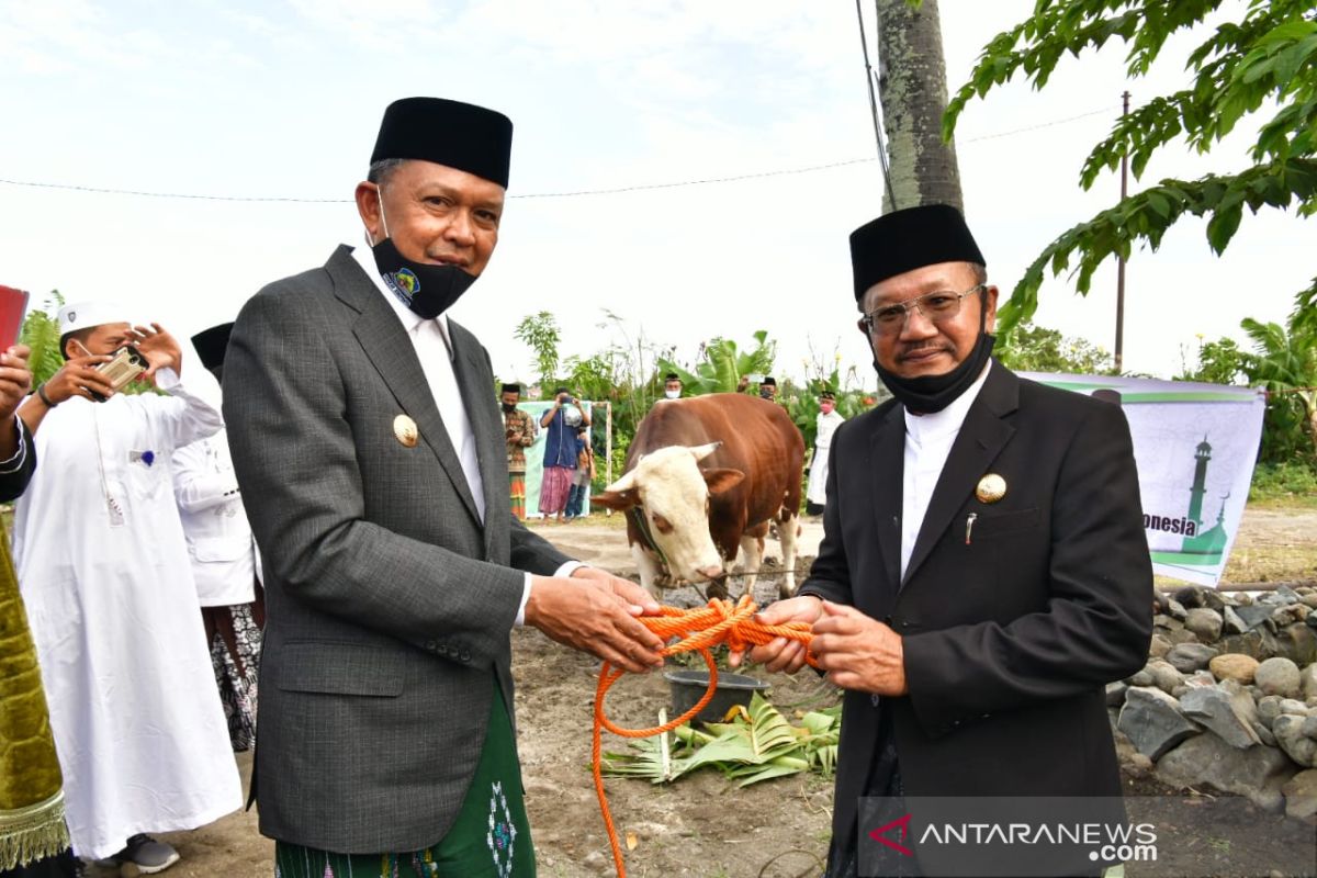 Bupati: Daging kurban Presiden untuk warga pra sejahtera di Jeneponto