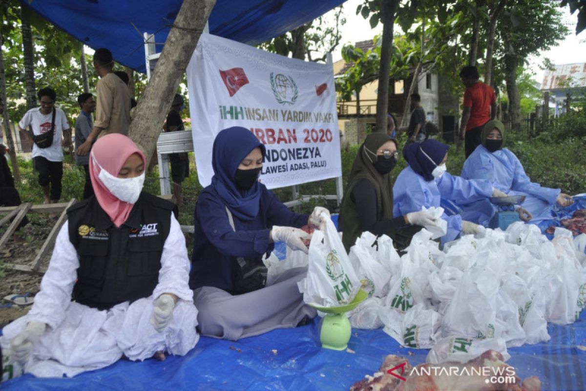 ACT Sulteng bagikan daging 234 hewan kurban kepada warga