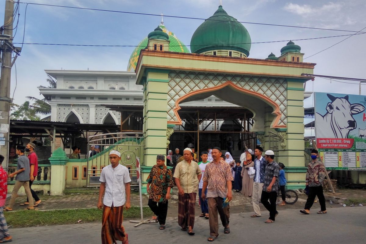 Khatib Irwan Samosir: Luruskan niat sebelum berkurban