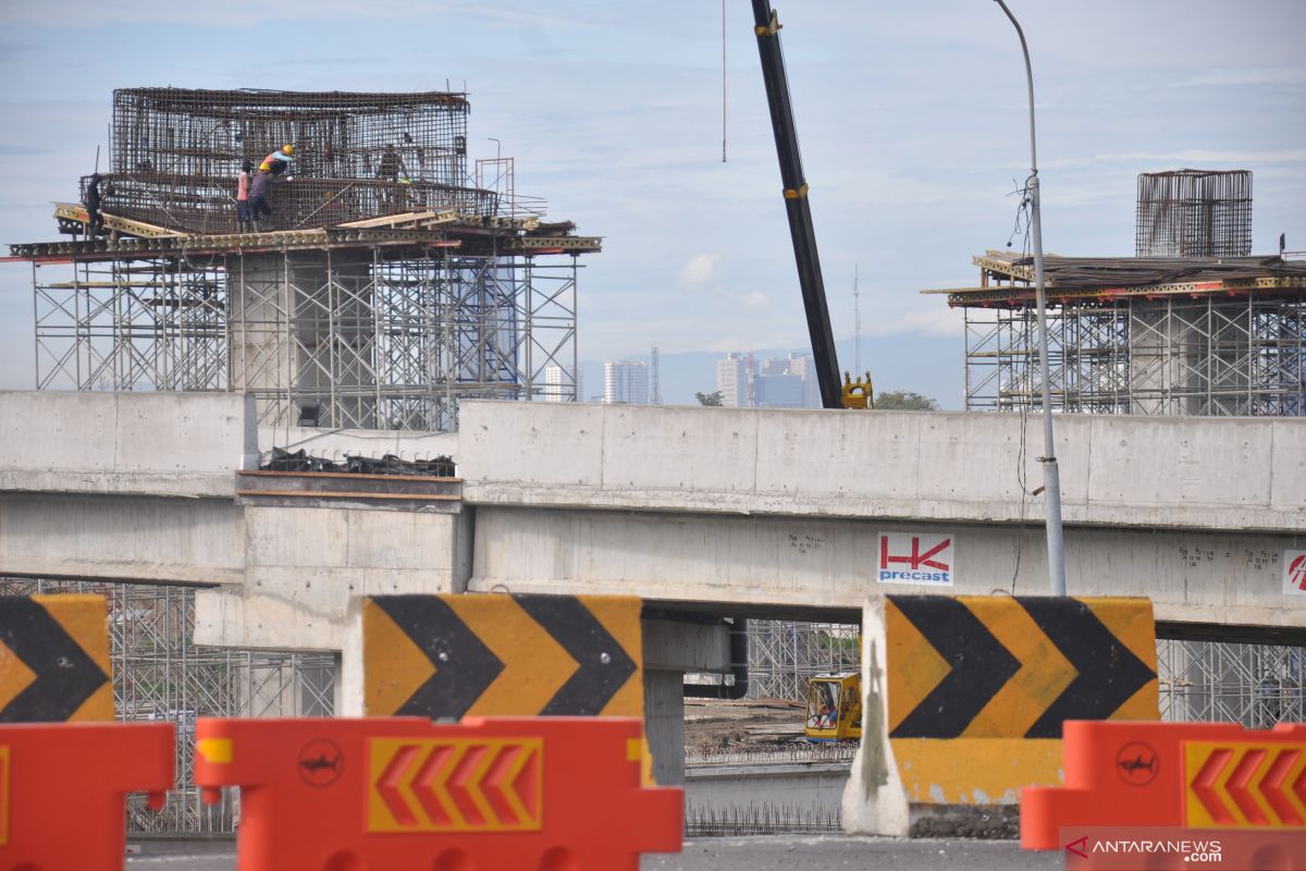 Pembangunan Jalan Tol Kuala Tanjung-Tebing Tinggi-Parapat
