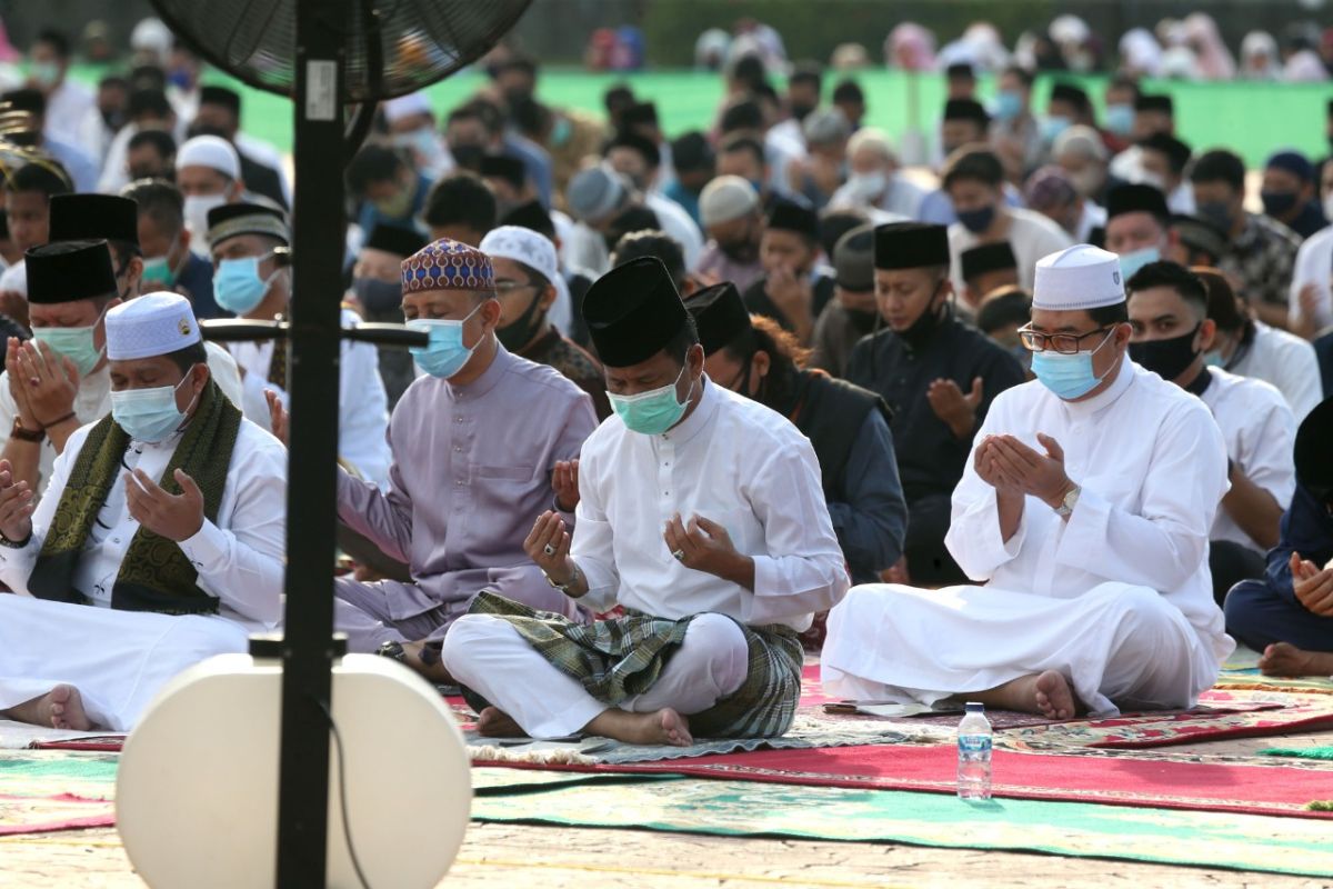 Shalat Idul Adha di Batam dengan  protokol kesehatan