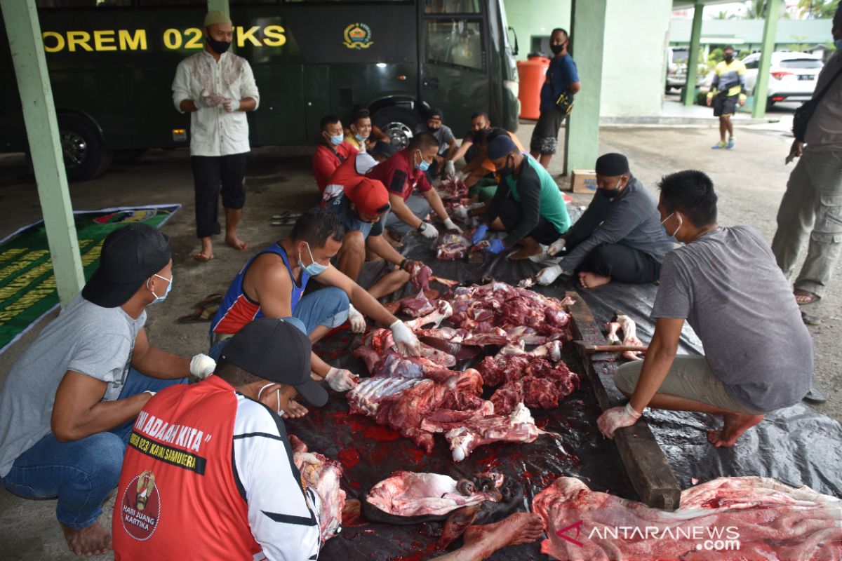 Korem 023/KS berkurban untuk prajurit dan masyarakat terdampak COVID-19