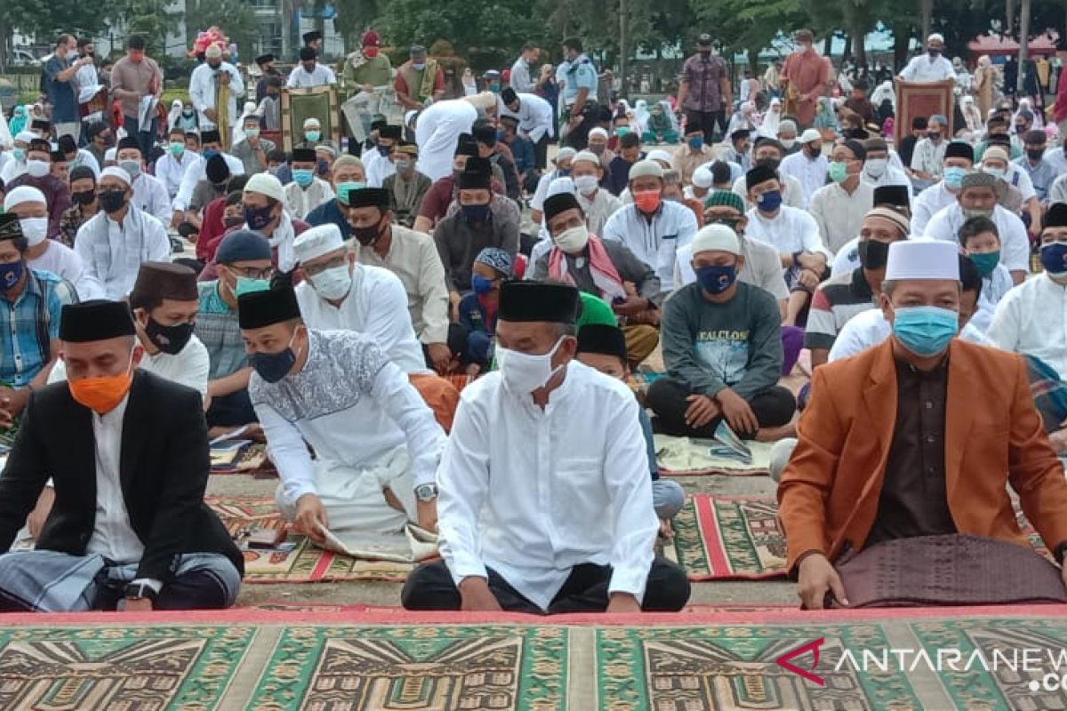 Pemkot Pangkalpinang laksanakan Sholat Ied sesuai protokol kesehatan