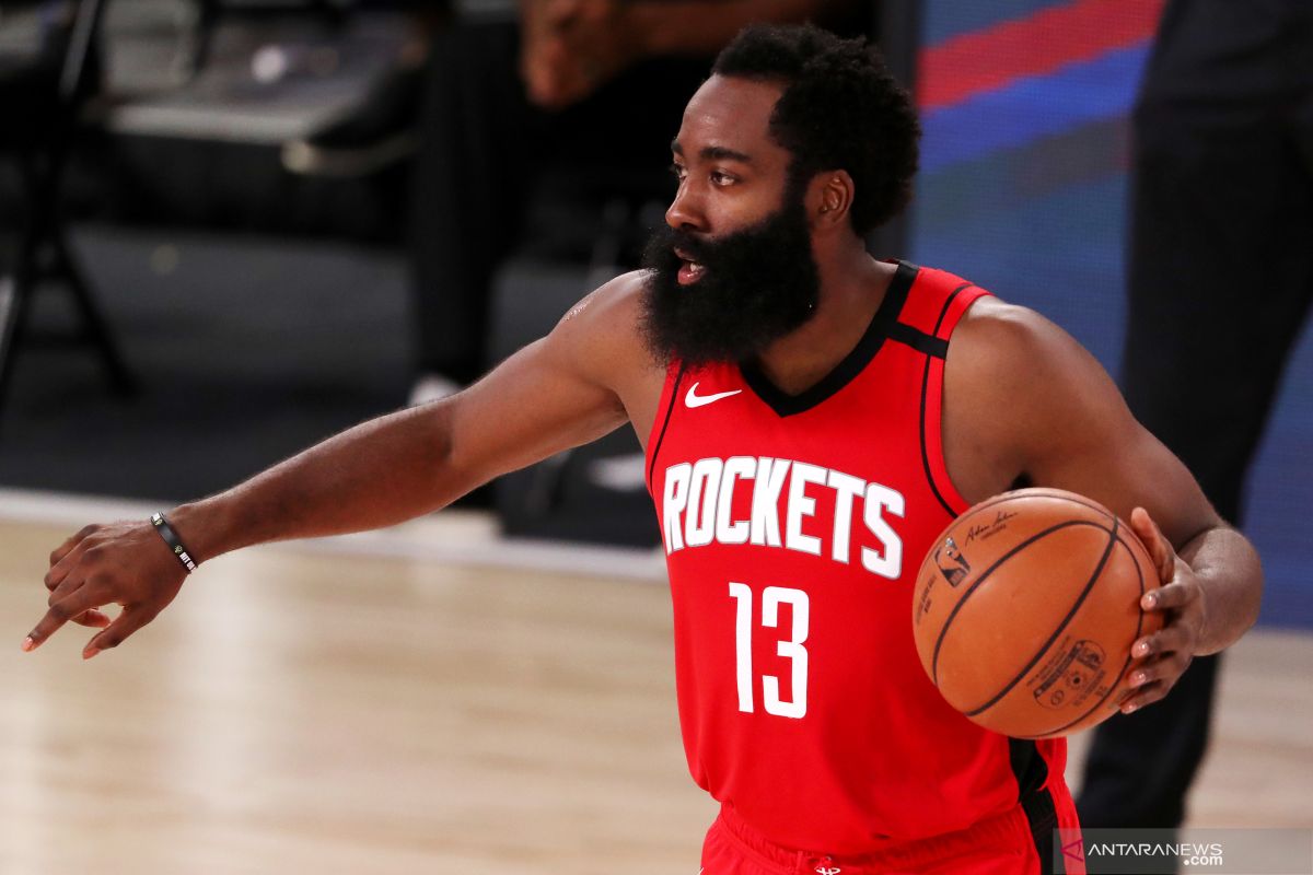 Harden ukir 49 poin, Rockets tundukkan Mavericks 153-149