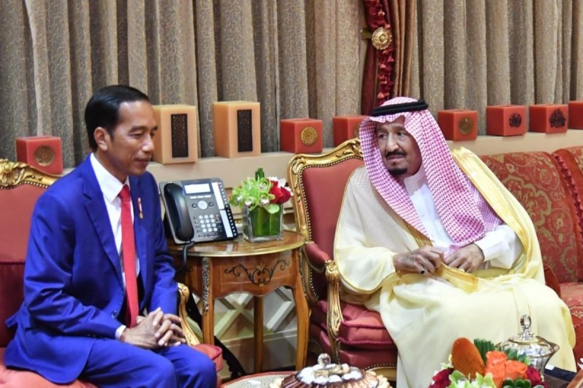 Presiden Joko Widodo telepon Raja Salman sampaikan ucapan selamat Idul Adha