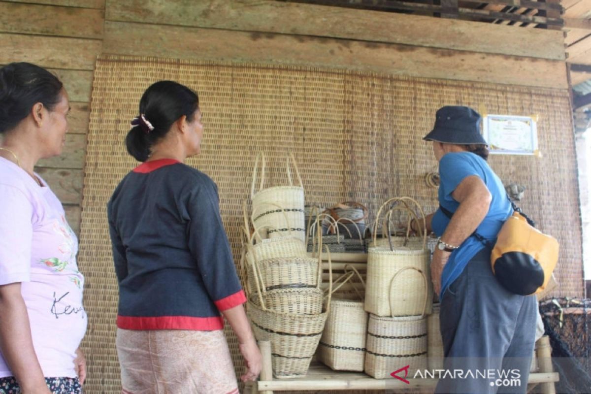 Kampung Kreatif Jagoi Kindau Bengkayang masuk nominasi Anugerah Pesona Indonesia