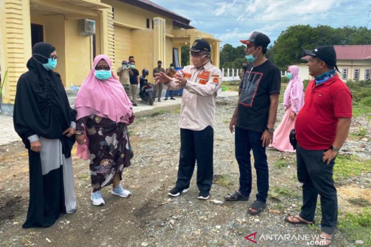 Pemkab Aceh Barat bangun kontainer isolasi pasien COVID-19 standar WHO