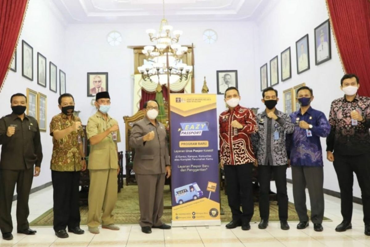 Imigrasi Blitar sosialisasikan layanan "eazy passport"