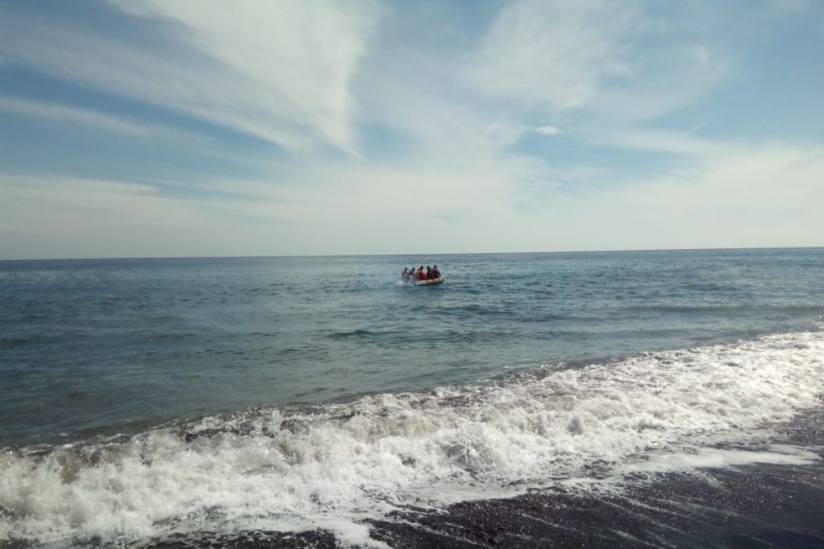 Basarnas mencari dua warga Lombok hilang di laut