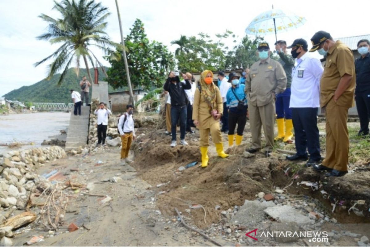 Gubernur Gorontalo minta BWS lakukan perbaikan tanggul Sungai Bone