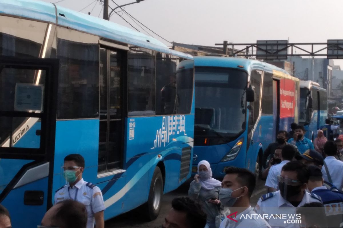 PPD ujicoba pengoperasian bus JRC rute Bogor-Jakarta pada tiga trayek