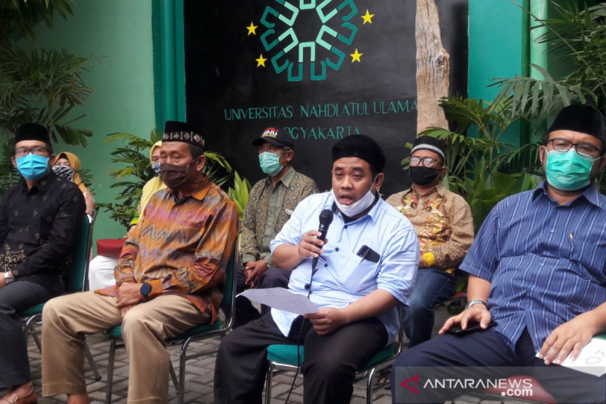 Usut tuntas dugaan pelecehan seksual bermodus penelitian yang dilakukan oleh oknum dosen