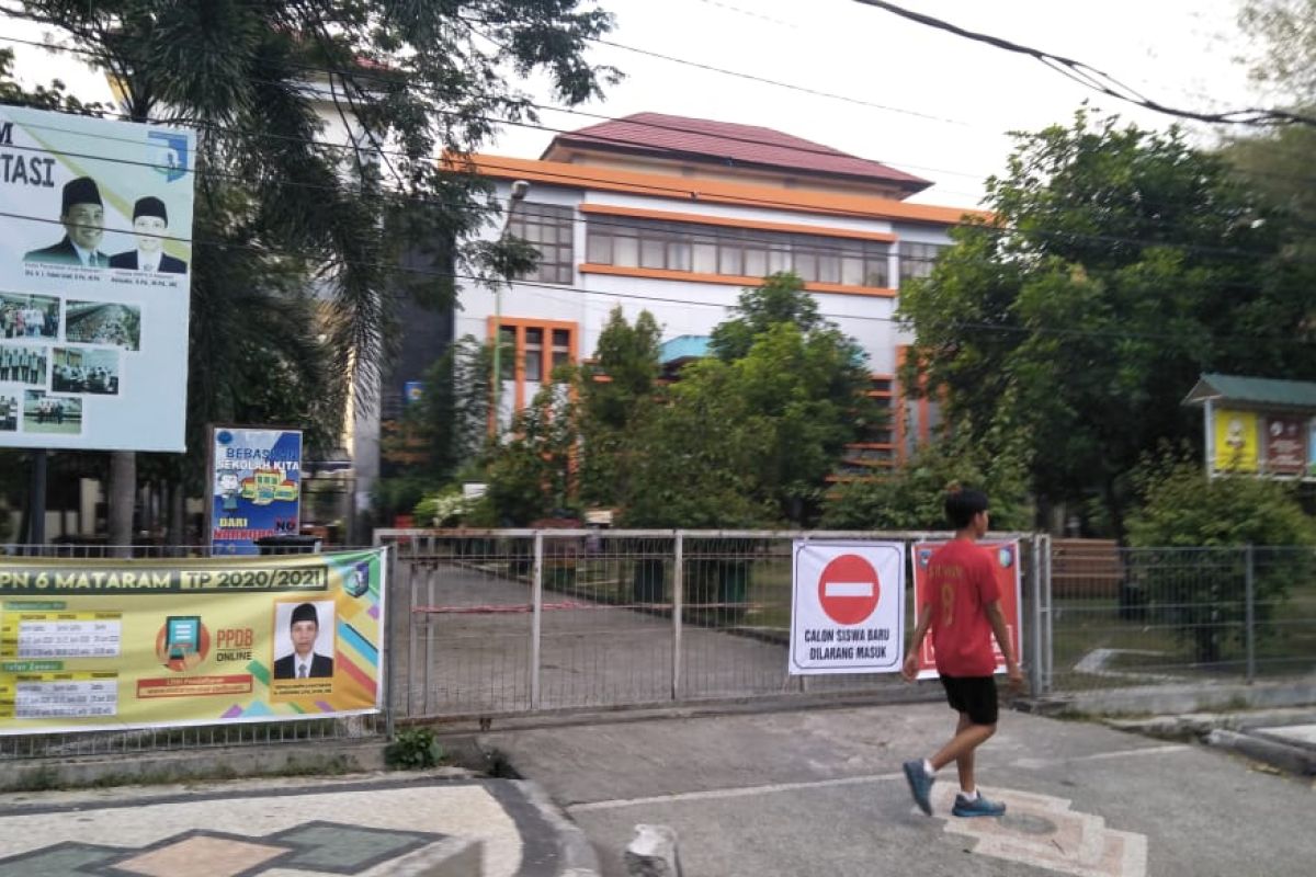 Disdik Mataram tolak membuka sekolah sebelum ada izin gugus tugas