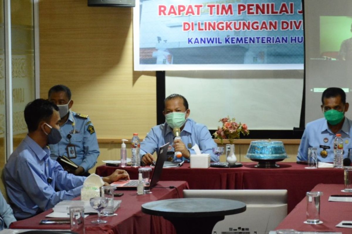 Kakanwil Kemenkumham Sulsel ingatkan tim penilai jabatan fungsional bekerja teliti dan cermat