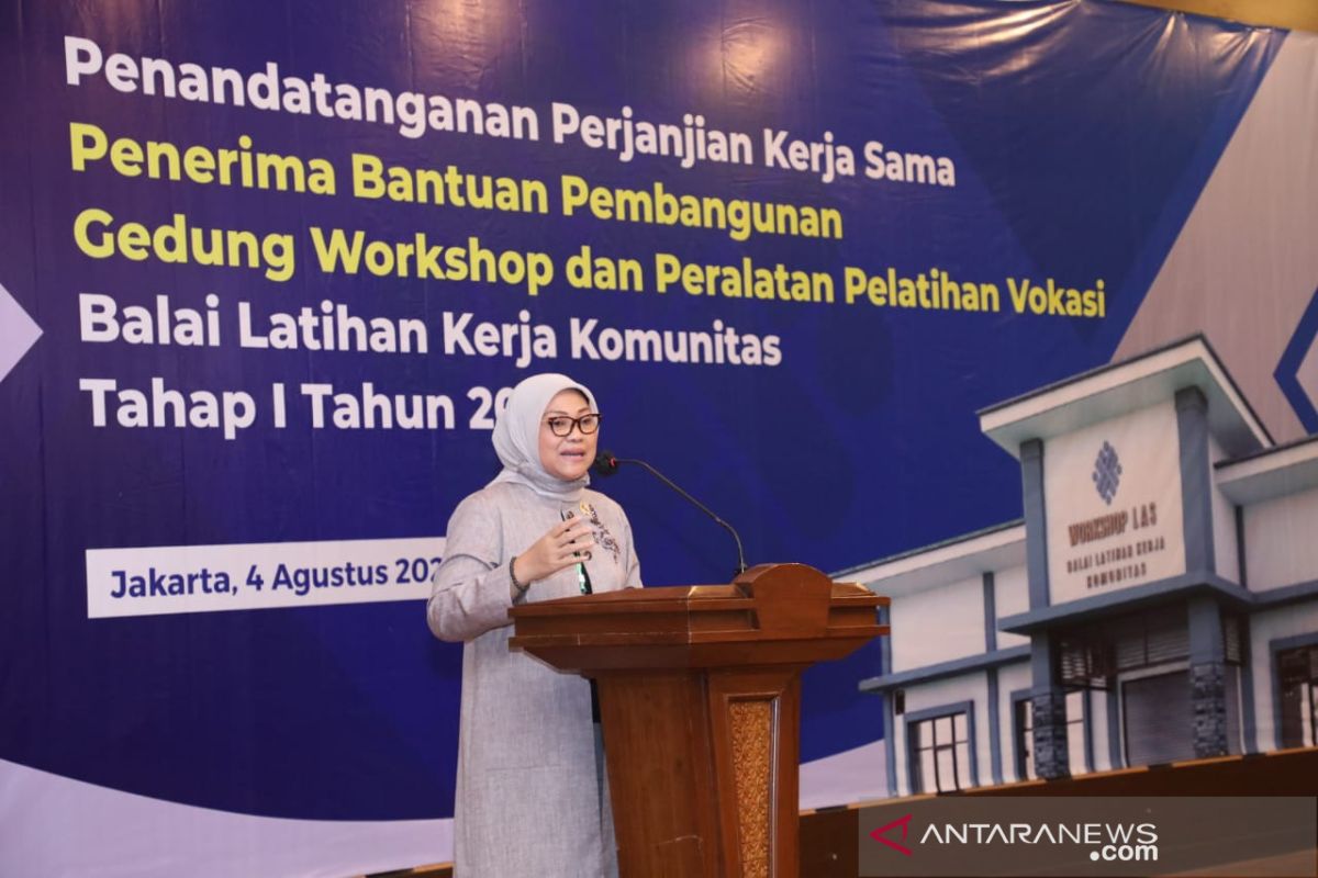 Menaker Ida Fauziyah dorong pelatihan SDM dalam periode bonus demografi Indonesia