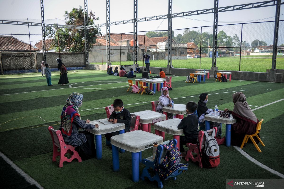 Siswa TK, SD, dan SMP di Semarang dapat bantuan kuota internet