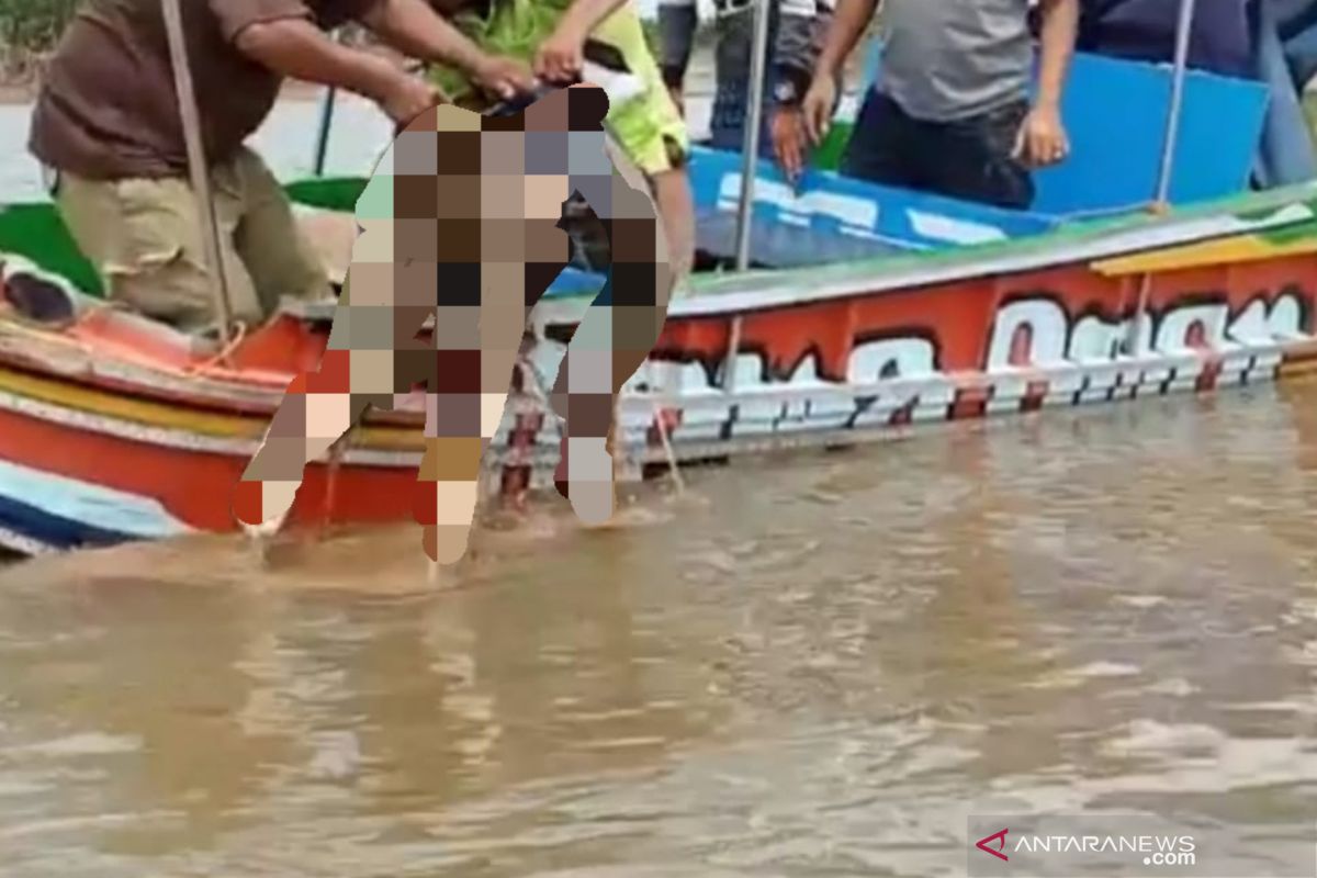 Tim SAR temukan 2 penumpang kapal tenggelam di Sungai Lilin Sumsel