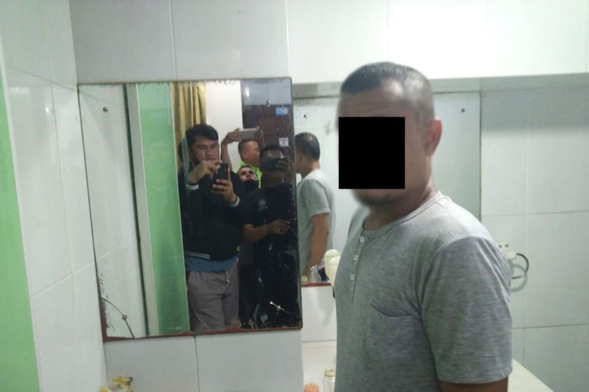 Isap sabu di toilet Mesjid, seorang pria ditangkap polisi