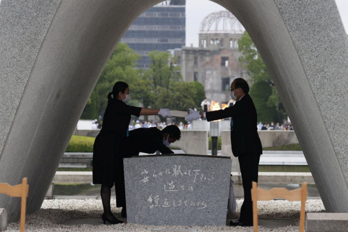 Profesor Jepang berupaya hilangkan "mitos" bom atom Amerika